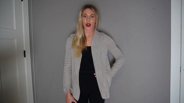 Keeks 3005 - Step-Mom Sucks Her Step-Sons Cock At a Gloryhole Part Two 00000