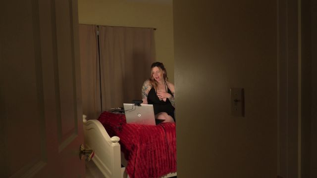 Bettie Bondage - Pregnant Mom Caught Camming 4k 00000 Bettie Bondage - Pregnant Mom Caught Camming 4k 00000