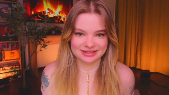 BigAss Jane - Cute Mistress BBC vs Zero Masculinity 00000