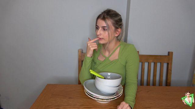Isla White - Dont Let My Parents Hear Us Fuck 00000 Isla White - Dont Let My Parents Hear Us Fuck 00000