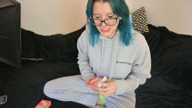 Miss Ellie - Comfy Snack Farts 00000