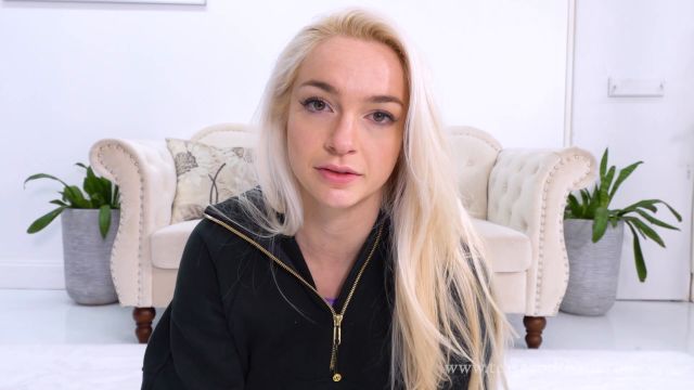 Tease And Thank You - Mandy Marx - You Should Share a Bed With Me 00000