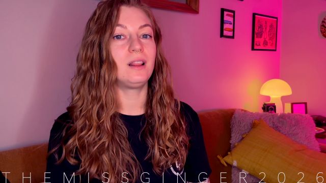 The Miss Ginger - His Secret Sneaker Sniffer 00000 The Miss Ginger - His Secret Sneaker Sniffer 00000