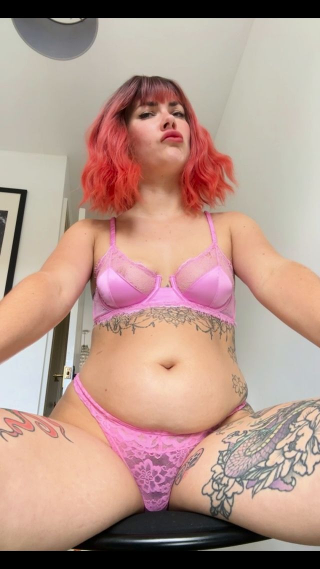 Yourhikerbabe - Vore Eats Your Whole Town Then Consumes You 00000