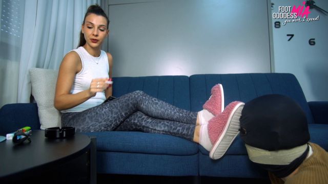 Foot Goddess Mia Pov - No Air Without My Socks Andamp Slippers 00000 Foot Goddess Mia Pov - No Air Without My Socks Andamp Slippers 00000