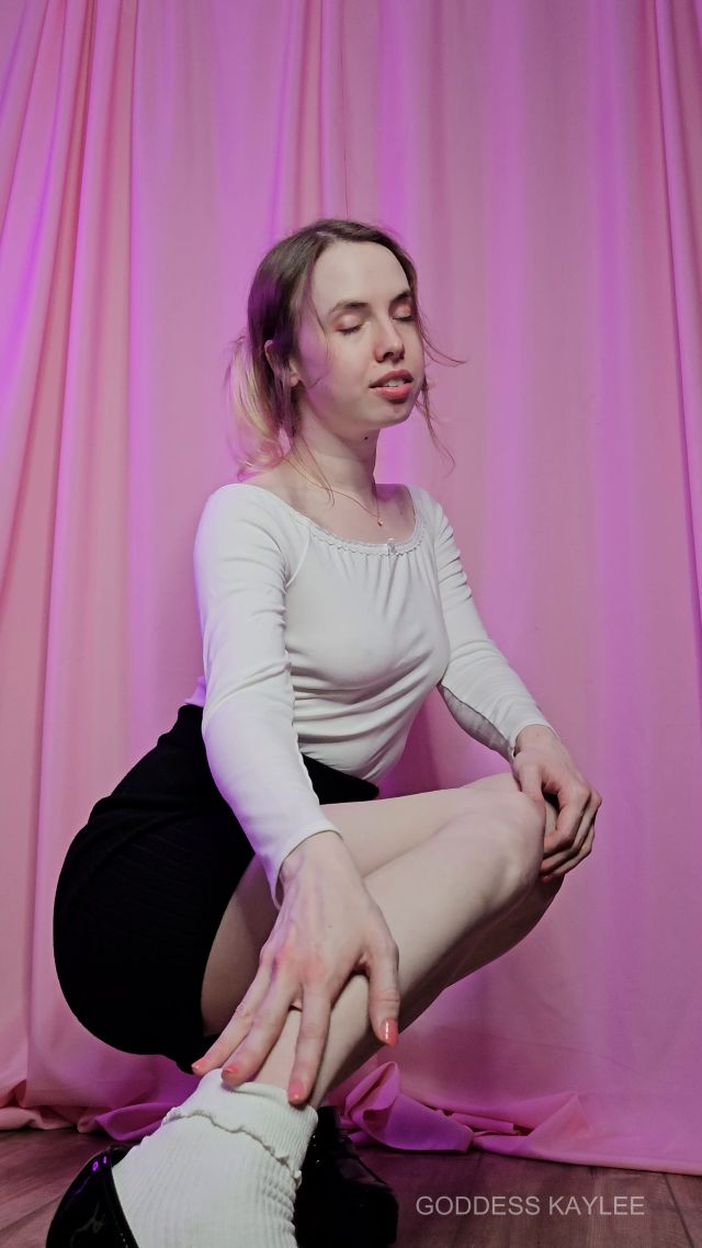 Goddesskayqueen - You Forgot About Your Date With Your Controlling Gf 00000