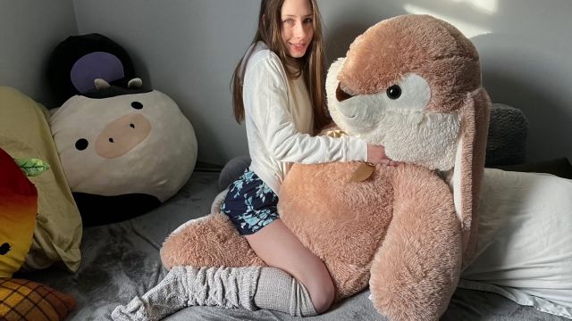 Jadenrayne - Cozy Photoshoot 1080p 00000 Jadenrayne - Cozy Photoshoot 1080p 00000
