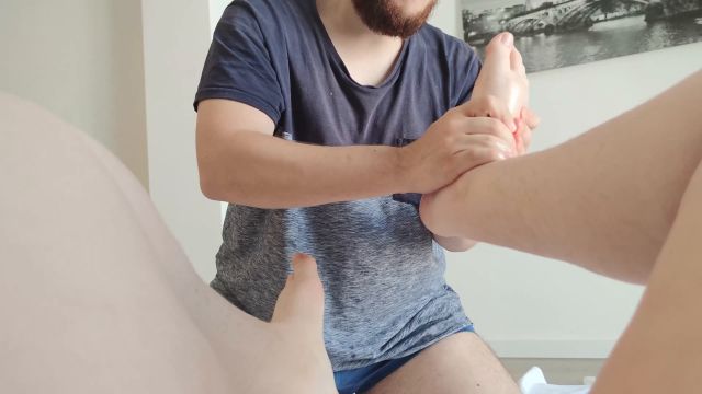 Kaizensukha &ndash; i Give Him a Footjob 00000