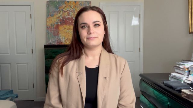 Nina Crowne - Beta Job Interview And Foot Massage 00000