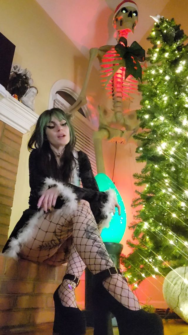 Prettyinpunk92 - Naughty List 00000
