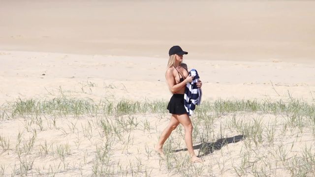 Scarlet Chase - Public Beach Pervert Oils And Fuck 00000 Scarlet Chase - Public Beach Pervert Oils And Fuck 00000