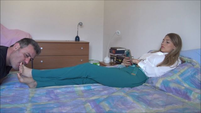 Divine Goddess Gabriella - Open Wide And Suck My Foot Slave 00000 Divine Goddess Gabriella - Open Wide And Suck My Foot Slave 00000