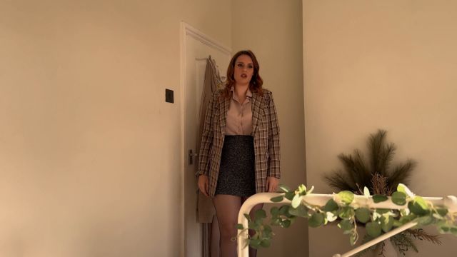 Lady Langford Nylons - Failing To Seduce Ex-Wife As She Laughs At Your Tiny Dick 00000