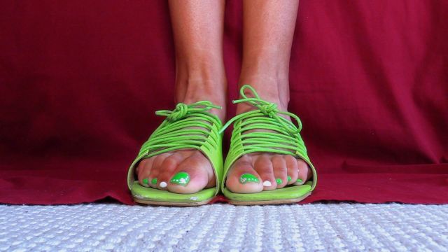 Master Skylark - Locked In Lust Total Pedicure Worship 00000