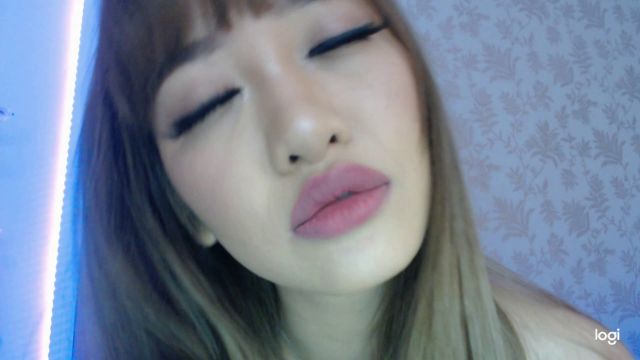 Missreinat - Close Up Tongue Tease Pt1 00000 Missreinat - Close Up Tongue Tease Pt1 00000