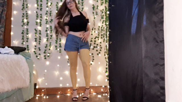 Nicole Nabors - Try On Haul Yellow Fed Legs 00000 Nicole Nabors - Try On Haul Yellow Fed Legs 00000