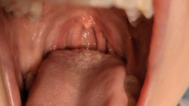 Petitelilith - Uvula Fetish 00000 Petitelilith - Uvula Fetish 00000