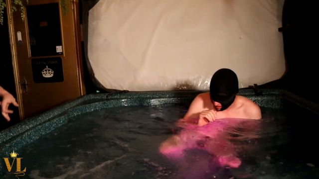 Vivienne l Amour - Hot-Tub Strapon - Pegged And Dunked 00000 Vivienne l Amour - Hot-Tub Strapon - Pegged And Dunked 00000