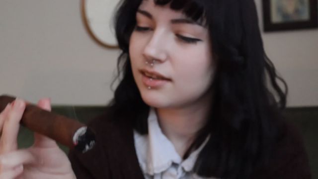 Charlotte Darling - Seductive girlfriends first cigar 00000