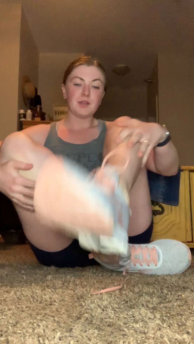 Itskinkerbell - Sweaty Socksshoe Strip 00000