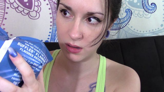 Leena Mae - Asmr Chewing Crunchy Chips And Crinkling 00000 Leena Mae - Asmr Chewing Crunchy Chips And Crinkling 00000