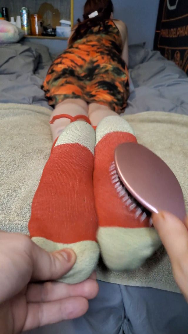 Misbehavedxoxo - Laying On My Stomach Ankles Tied And My Soles Tickled 00000