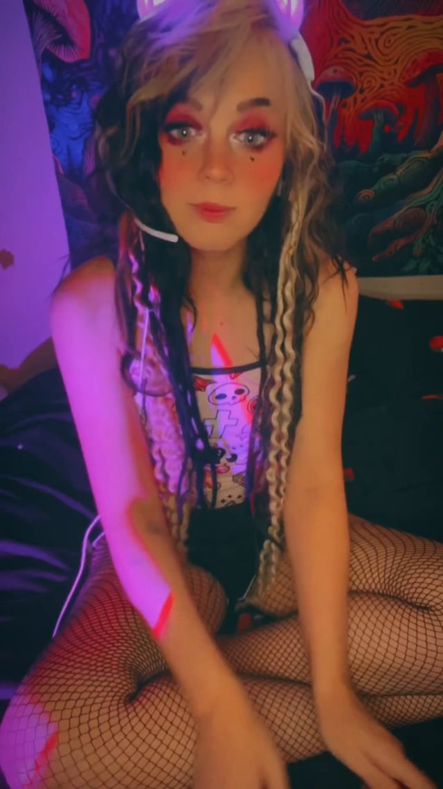 Ravenskye - Egirl Vibes 00000 Ravenskye - Egirl Vibes 00000