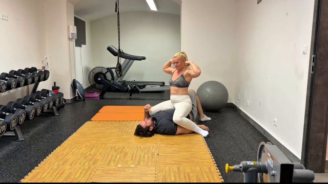 World Of Natalie Pauer - When The Legs Are Stronger Than They Look 00000