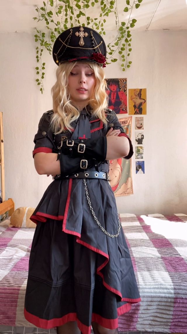 petitelilith - Lick my boots and nylon feet 00000